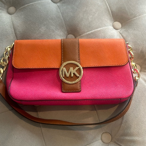 MICHAEL Michael Kors Handbags - Michael Kors purse. Brand new never used!
